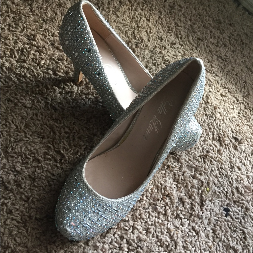 Bella Luna prom shoes